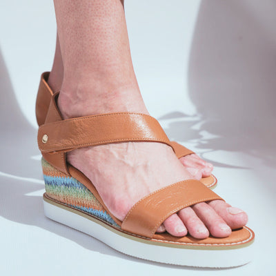 Meaghan Tan Raffia