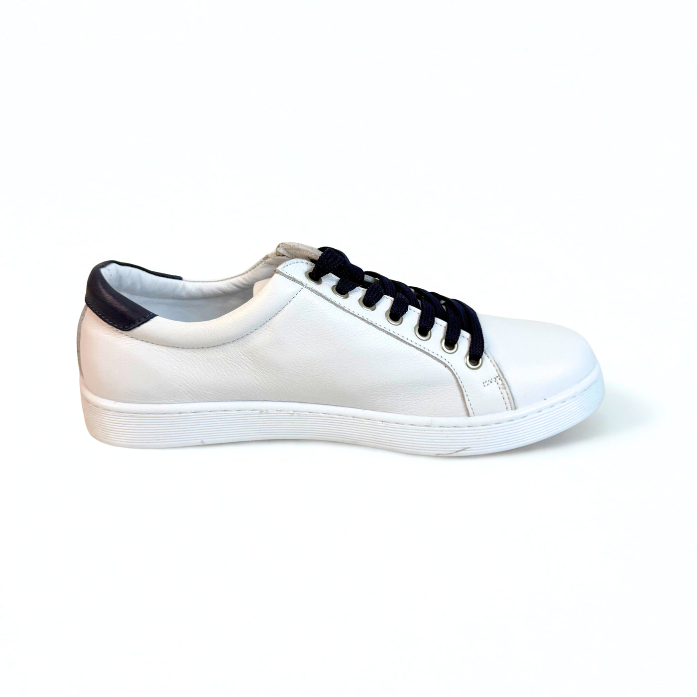 Token Fresh White Navy