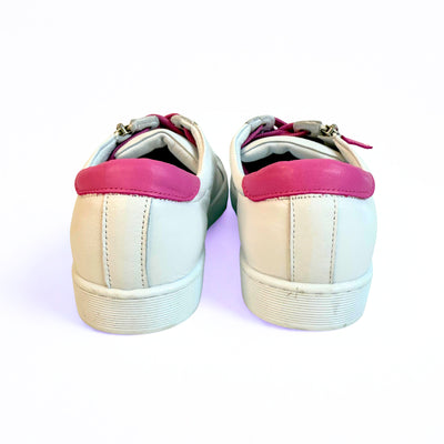 Token Fresh White Fuchsia