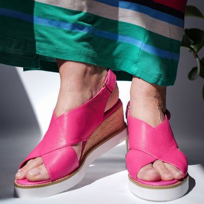 Mila Fuchsia