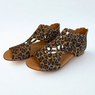 Pietro Camel Leopard