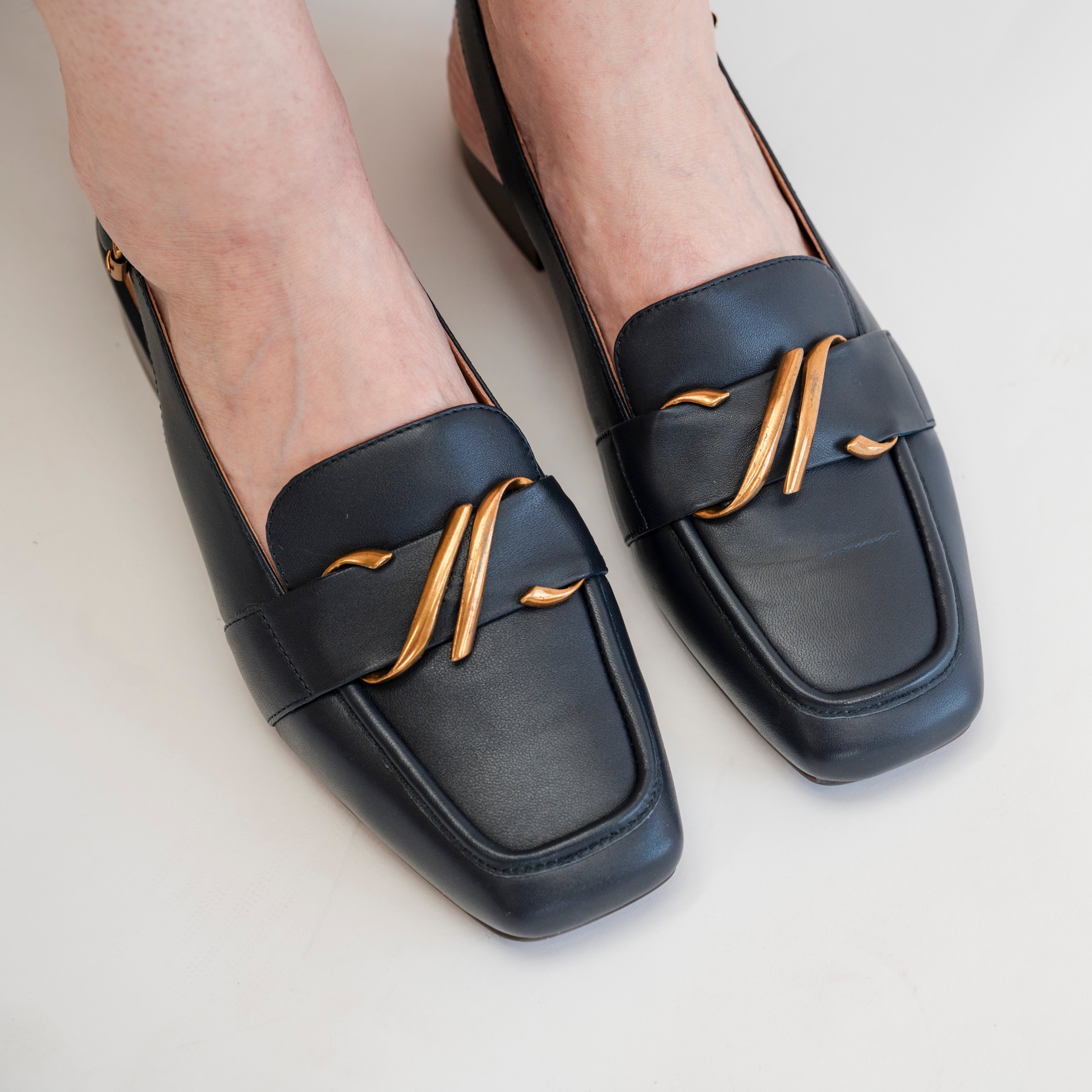 Sheri Navy