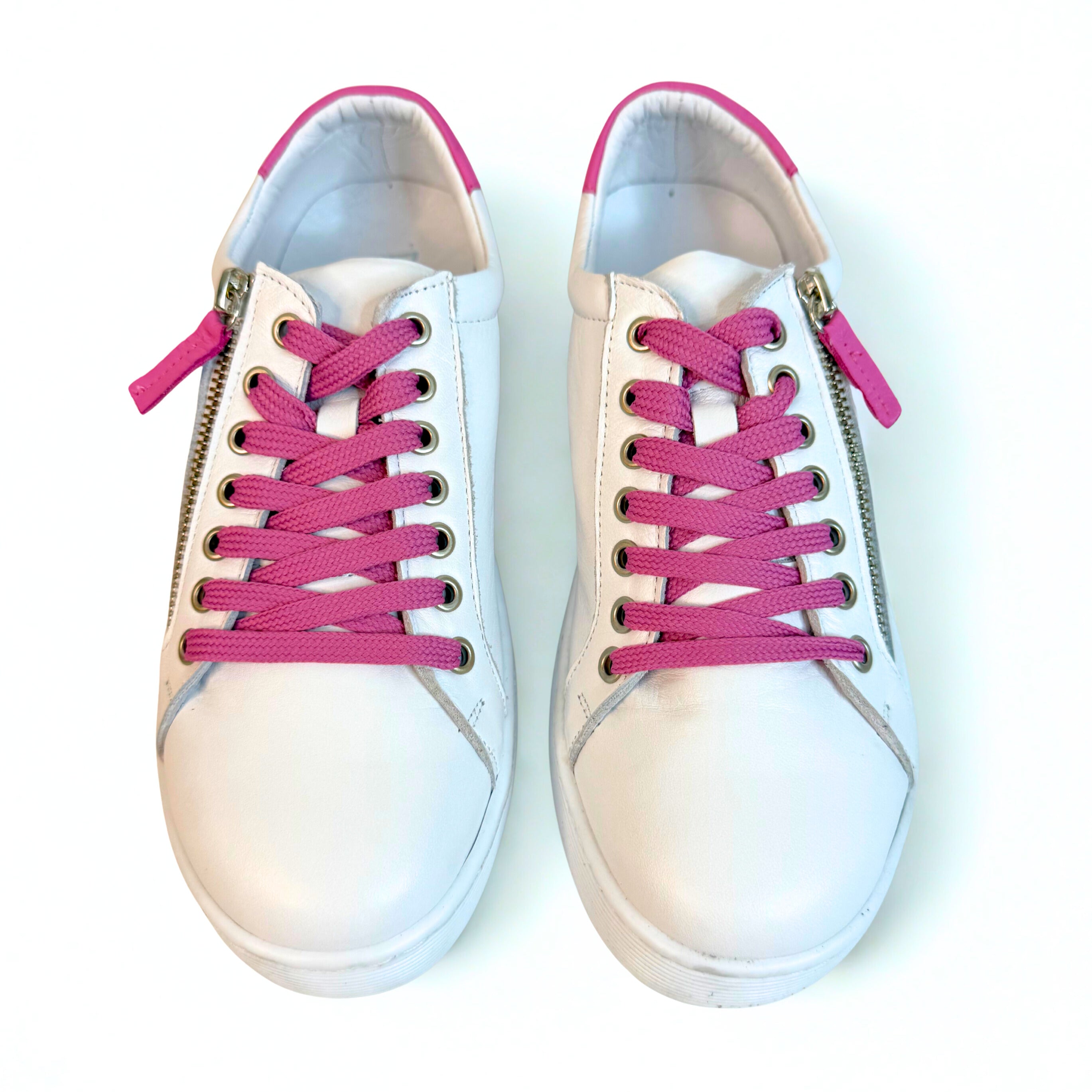 Token Fresh White Fuchsia