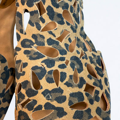 Pietro Camel Leopard