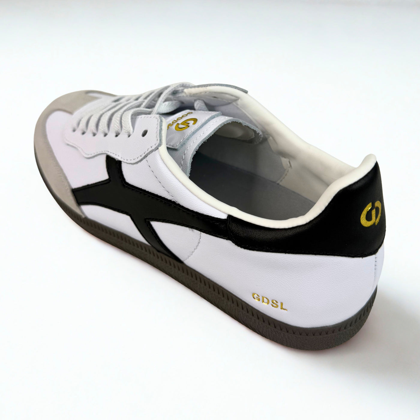 Crossroads White Black Leather