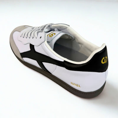 Crossroads White Black Leather