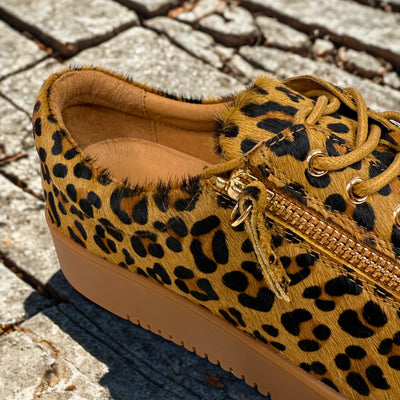Laila Tan Leopard