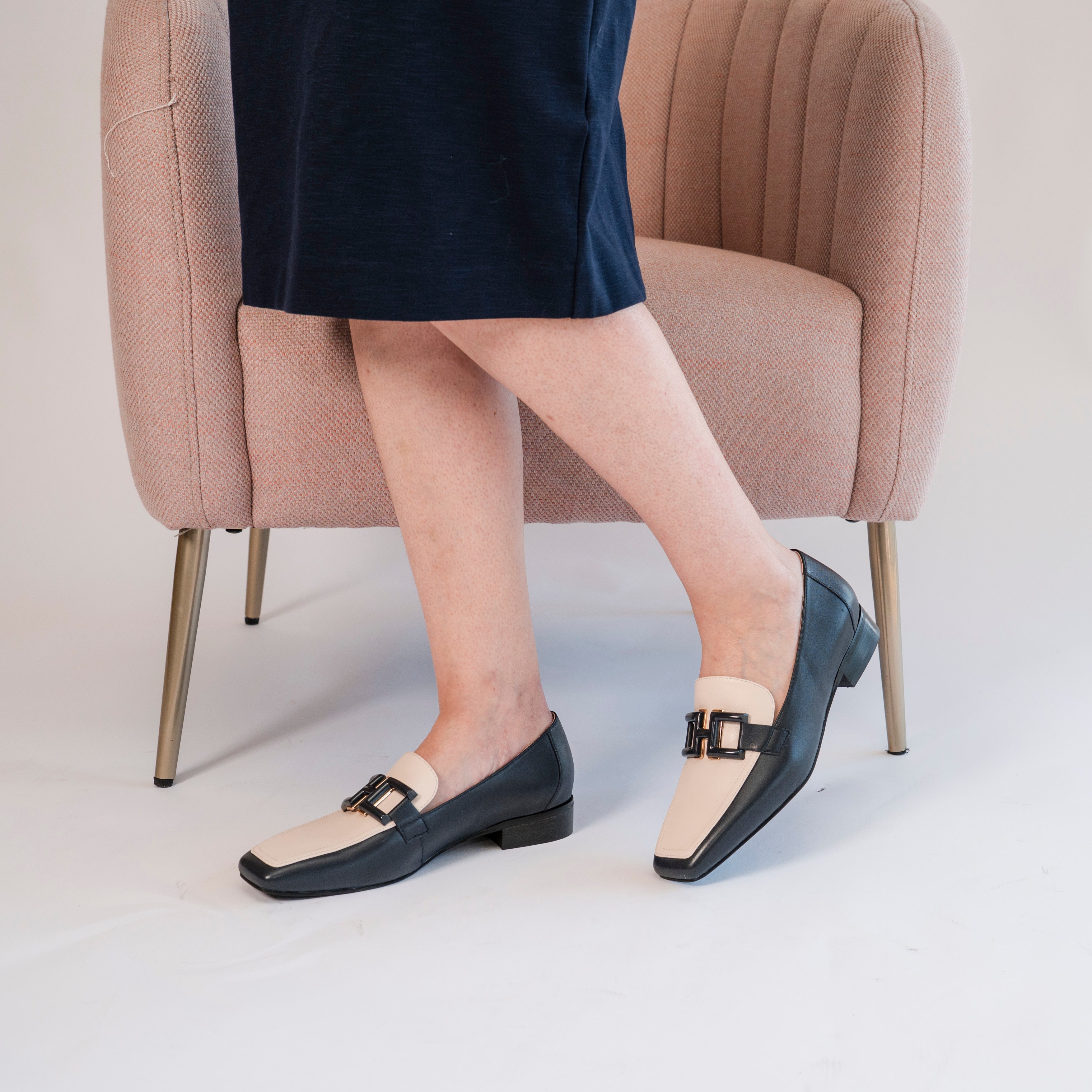 Shalom Navy/Bone
