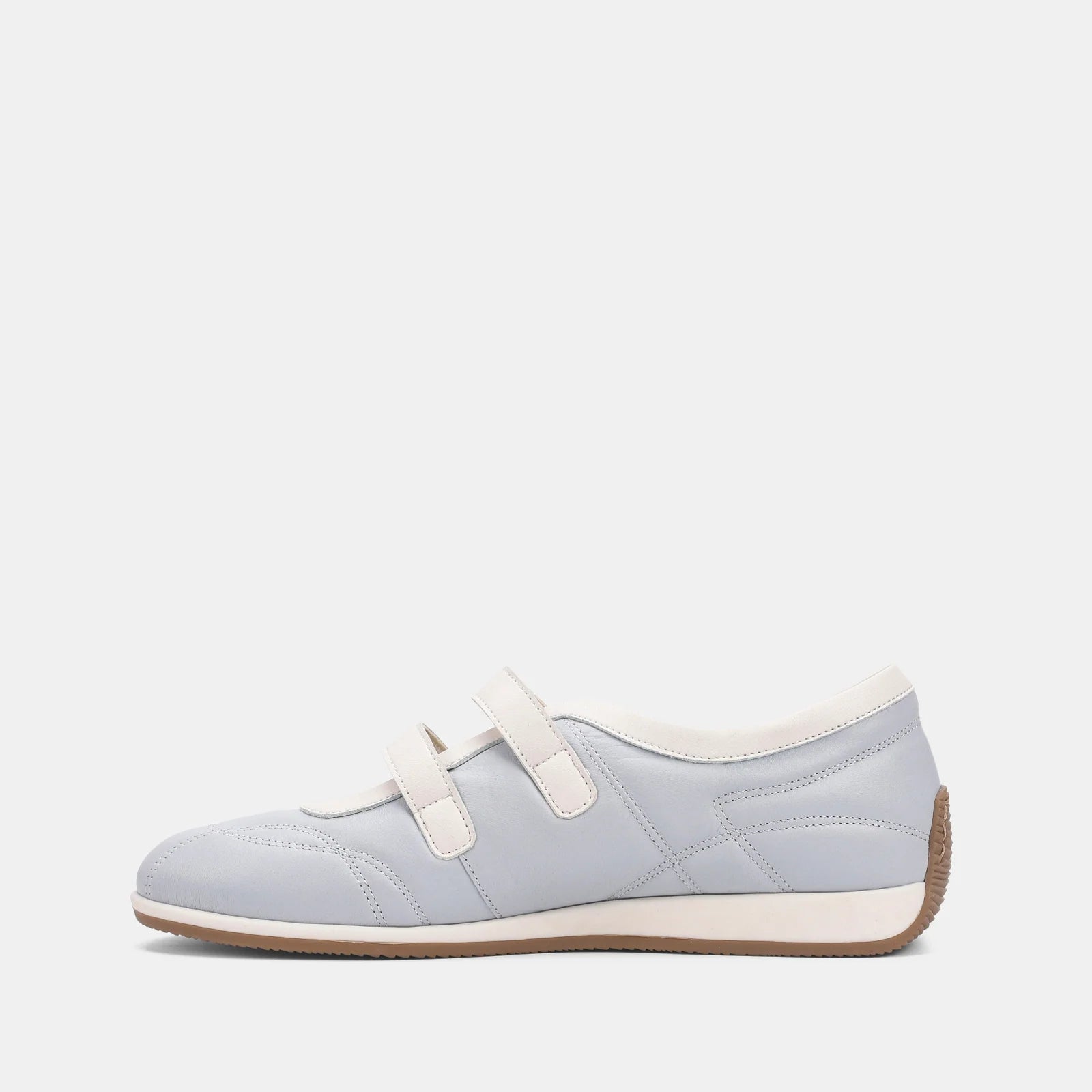 Amor Moonstone Blue White
