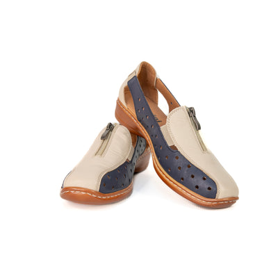 Maggie Navy Swan