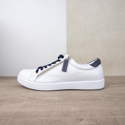 Token Fresh White Navy