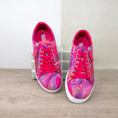 Token Fresh Magenta Rainbow