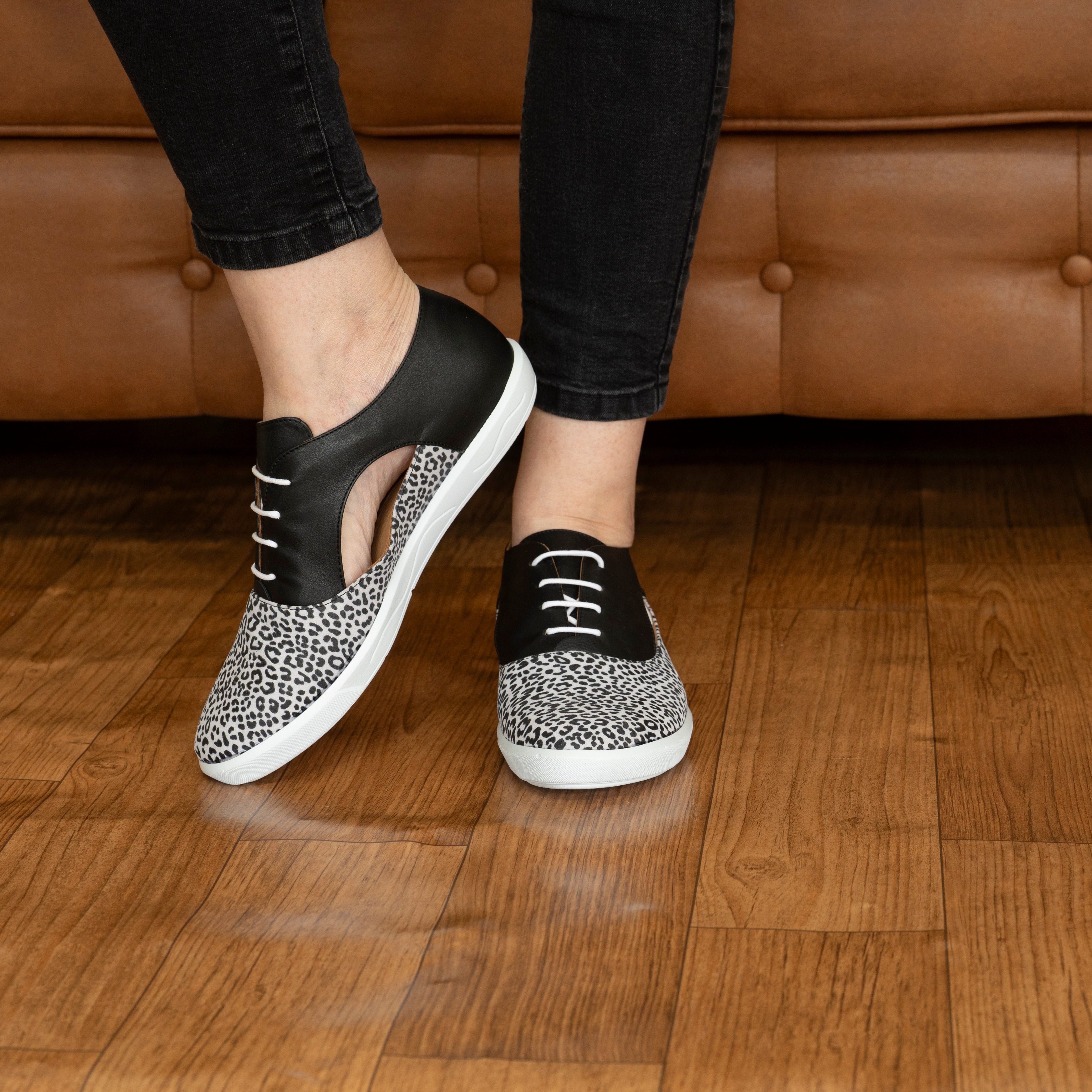 Bindi Black/White Leopard