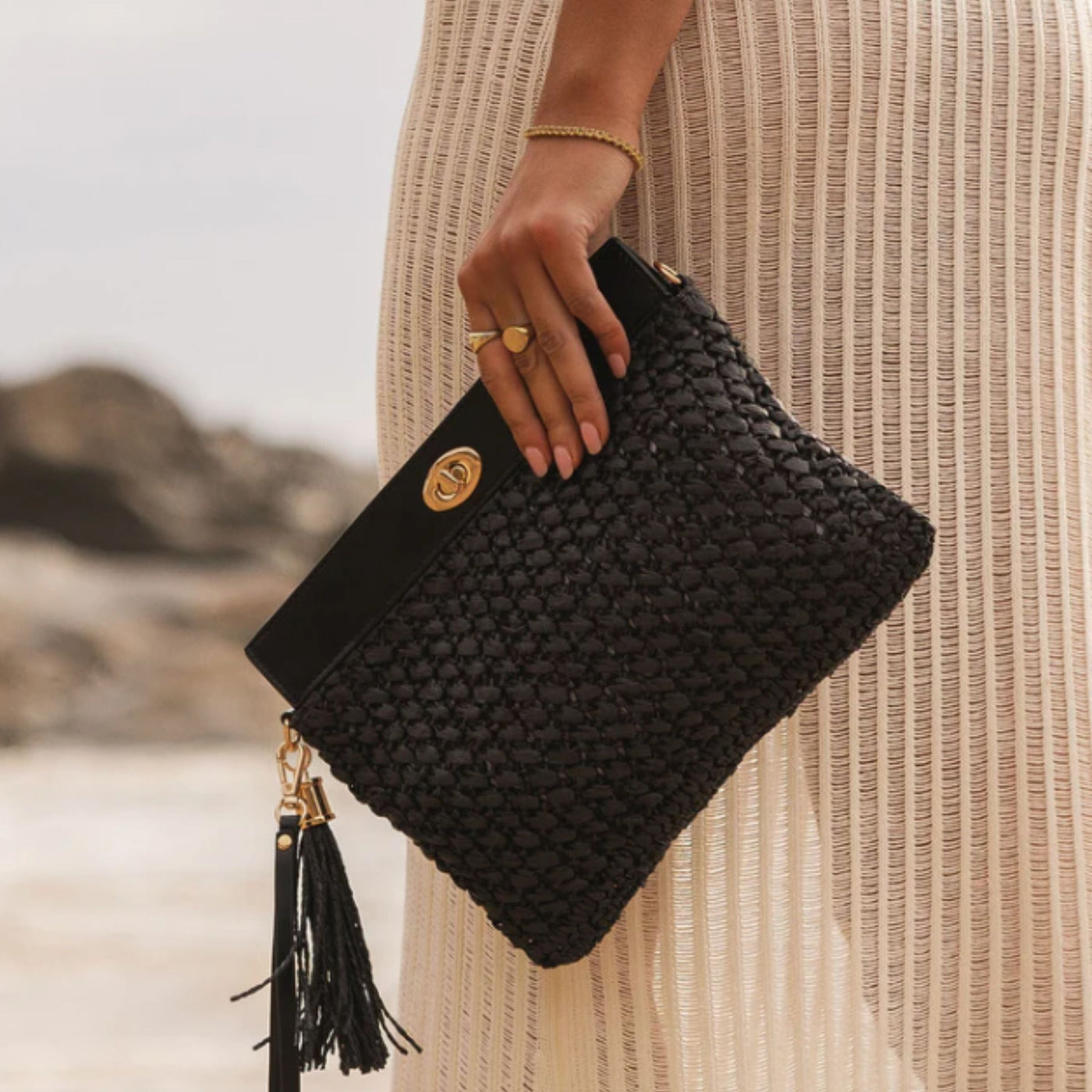 Fern Raffia Clutch Black