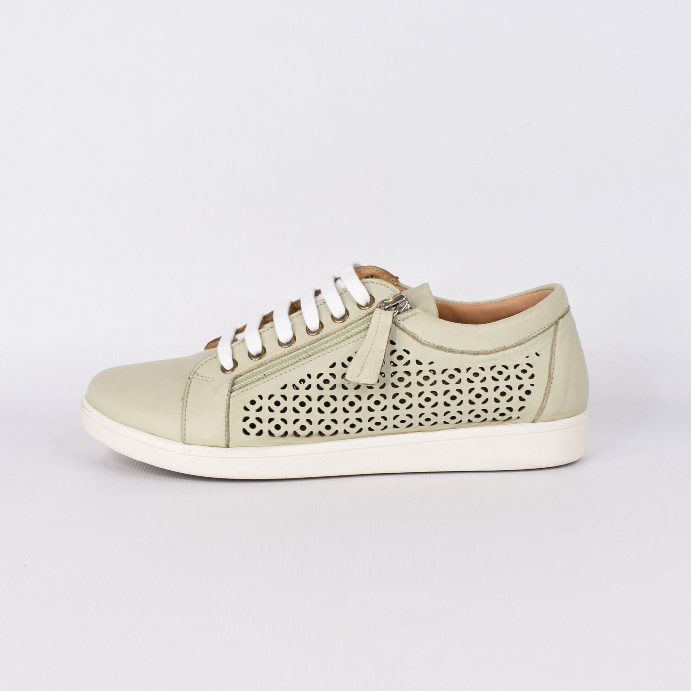 Hamitlon Bamboo By Tesselli | Wide Fit Womens Sneaker on white backdrop Side Zip