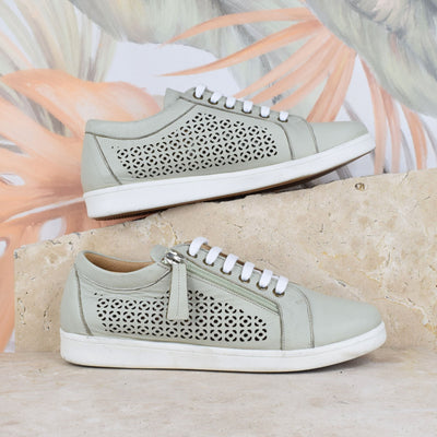 Hamitlon Bamboo By Tesselli | Wide Fit Womens Sneaker on stone backdrop