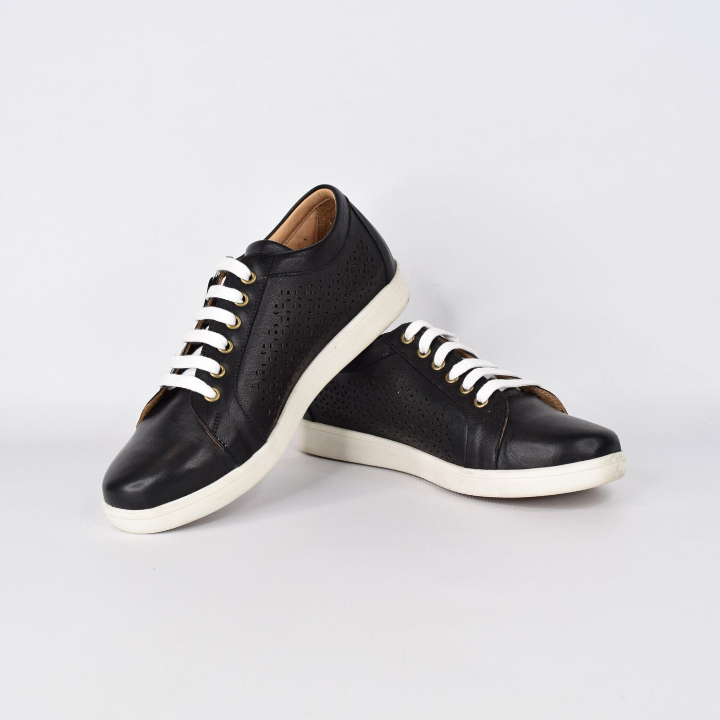 Hamitlon Black By Tesselli | Wide Fit Womens Sneaker on white backdrop  Leather lined and leather upper