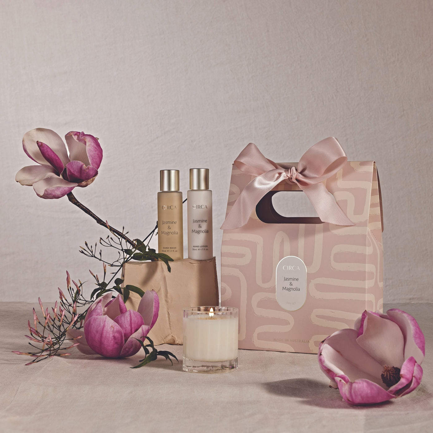 Jasmine & Magnolia Fragrance Gift Bag Set