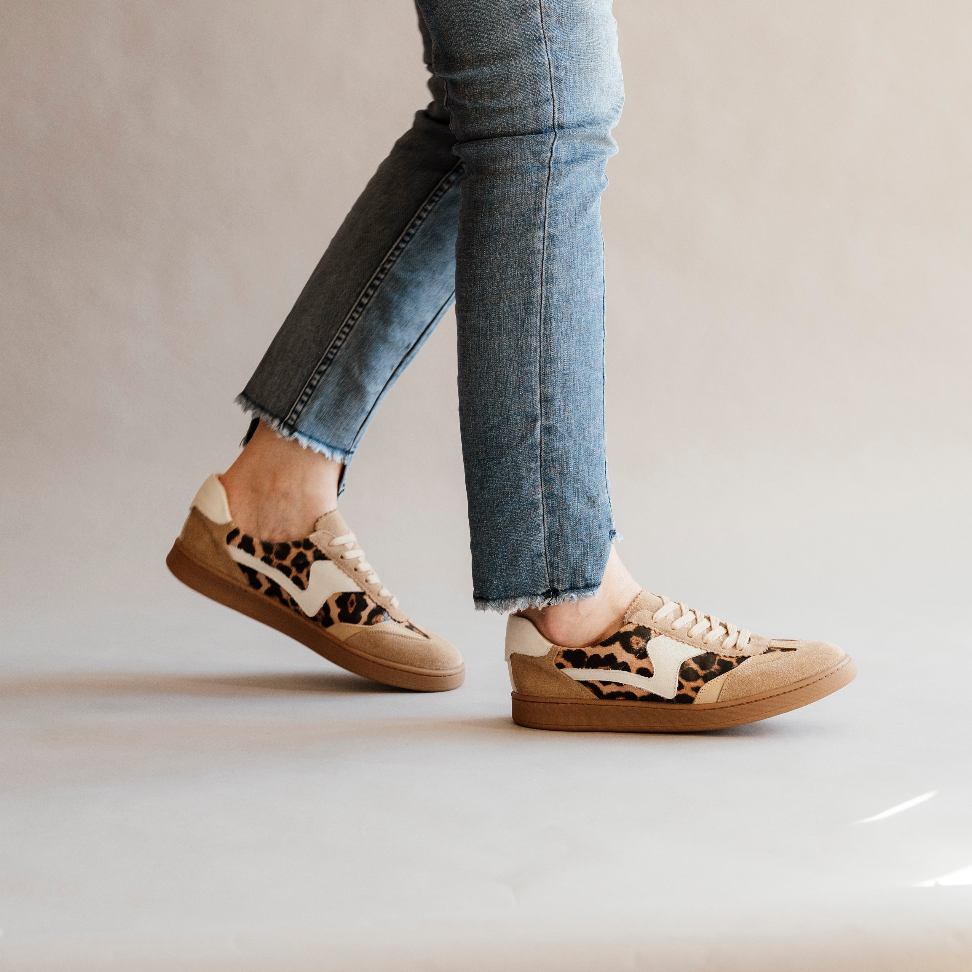 Ocastro Khaki Leopard