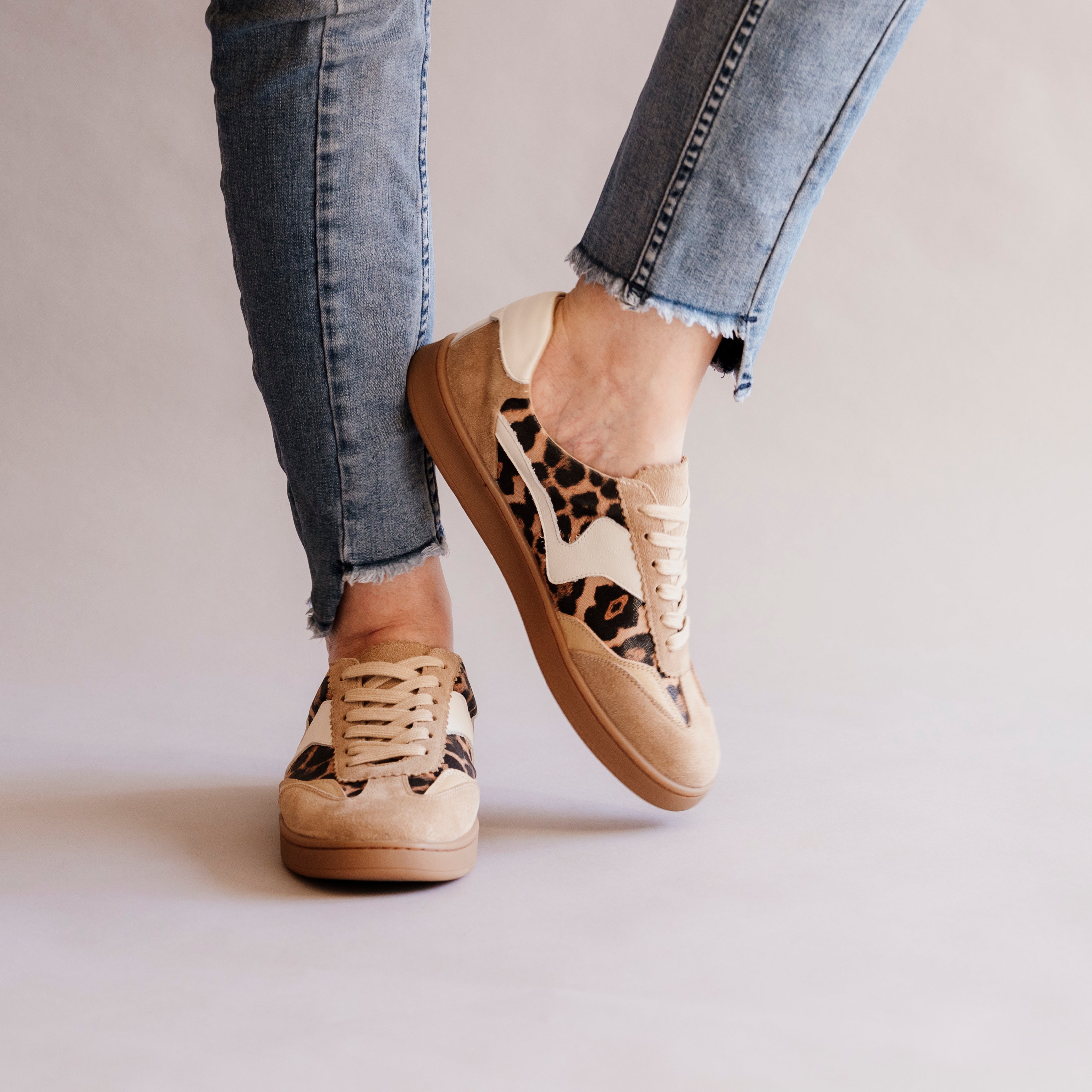 Ocastro Khaki Leopard