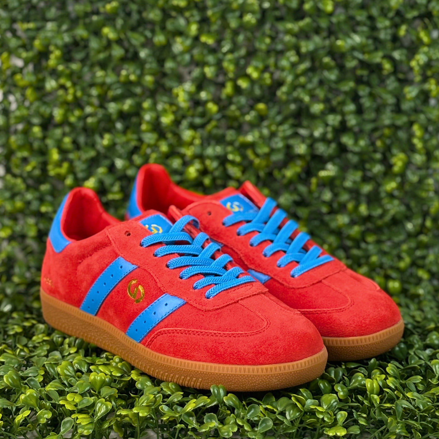 Parallel Melon Red Blue Suede