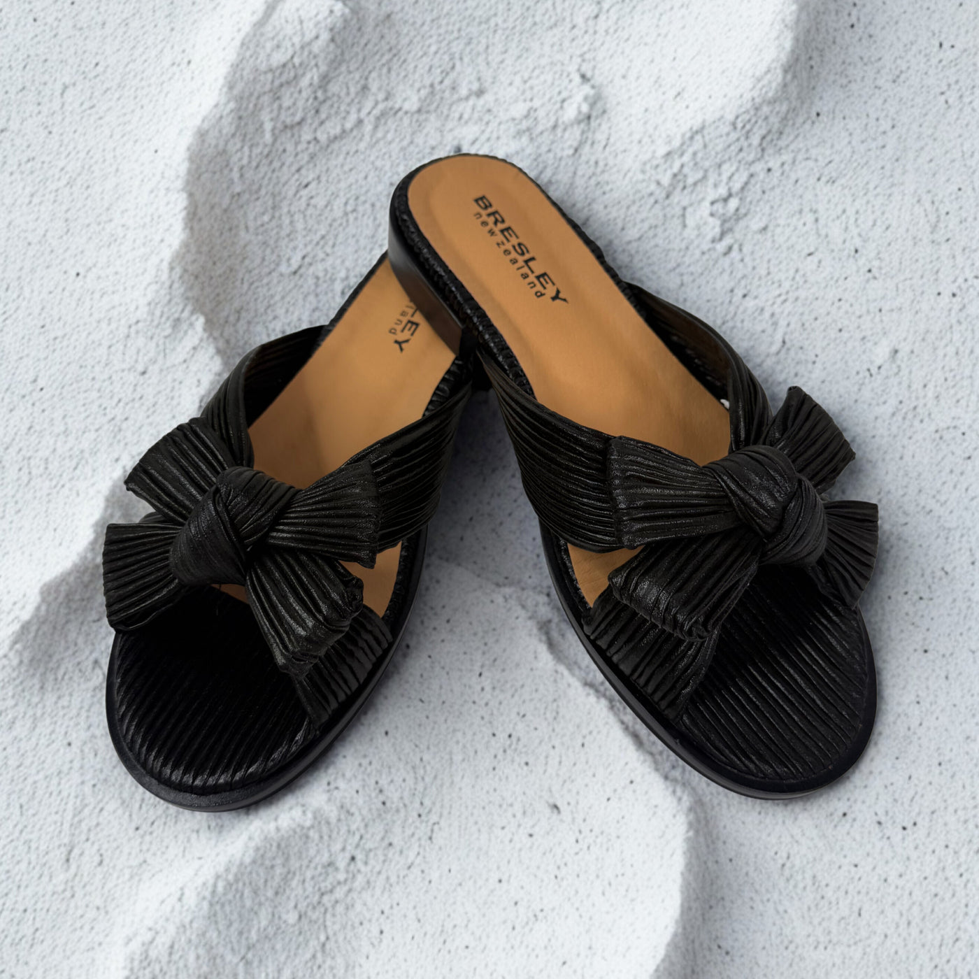 Safara Black