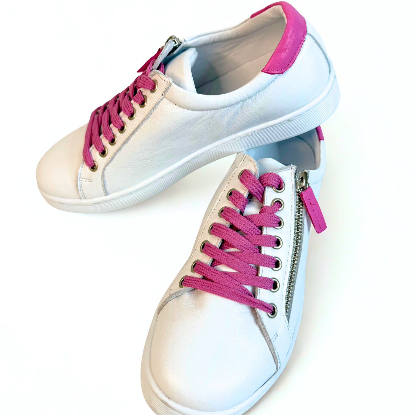 Token Fresh White Fuchsia