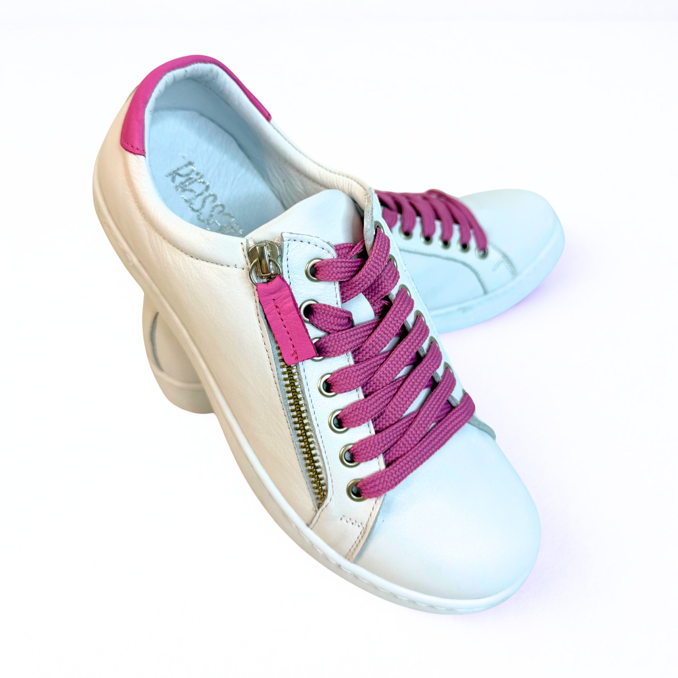 Token Fresh White Fuchsia