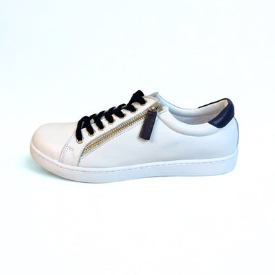 Token Fresh White Navy