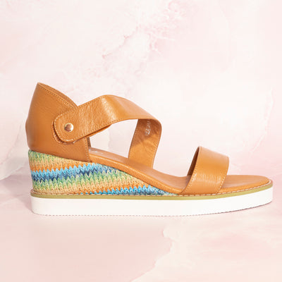 Meaghan Tan Raffia