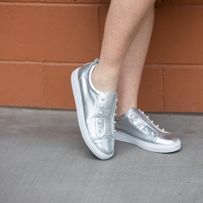 Pearl Perforated Silver