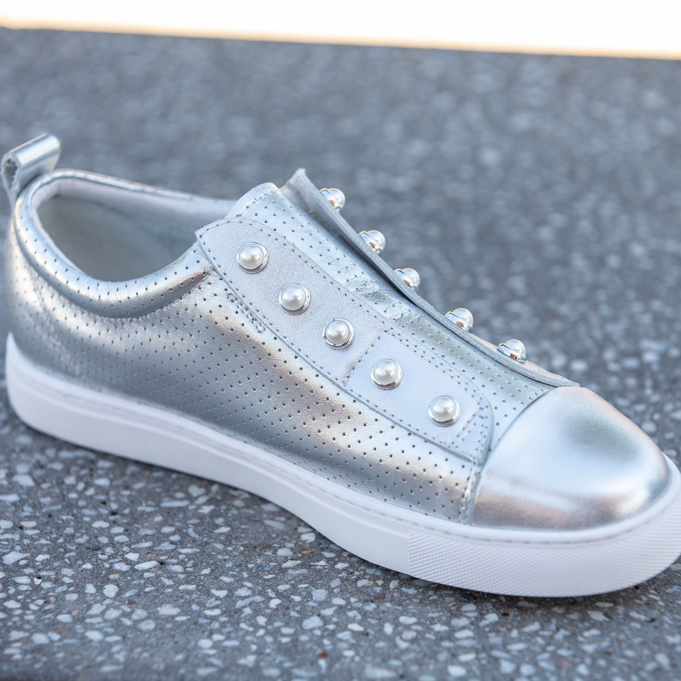 Pearl Perforated Silver